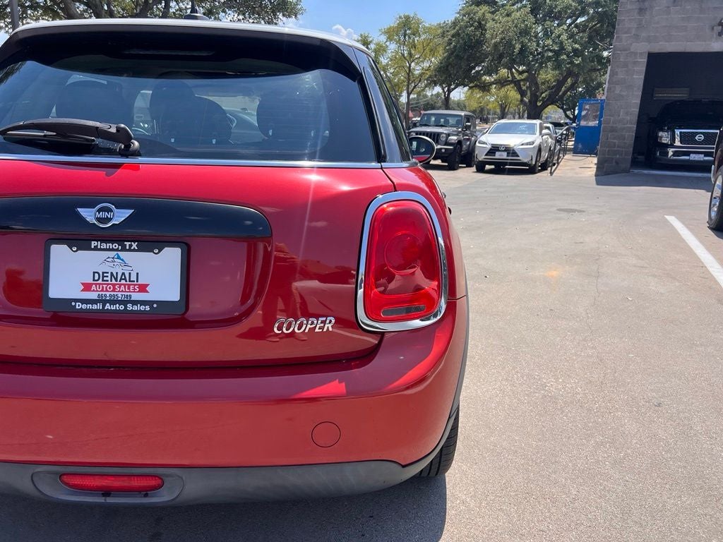 2016 MINI Cooper Base