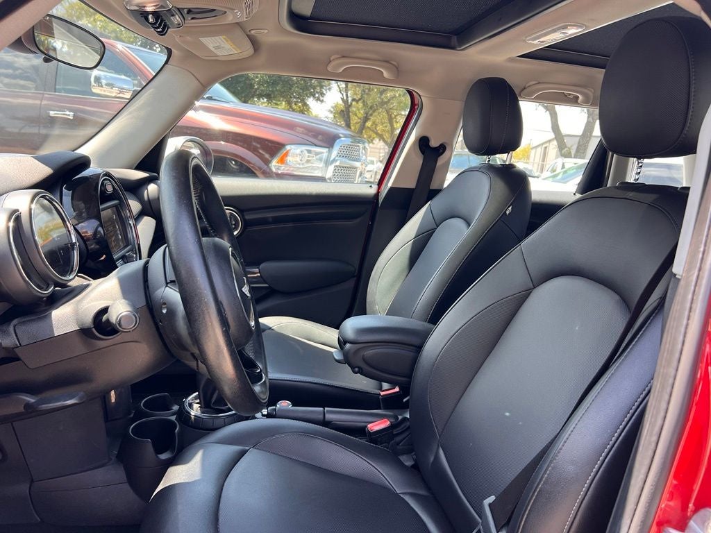 2016 MINI Cooper Base