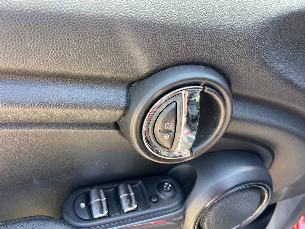 2016 MINI Cooper Base