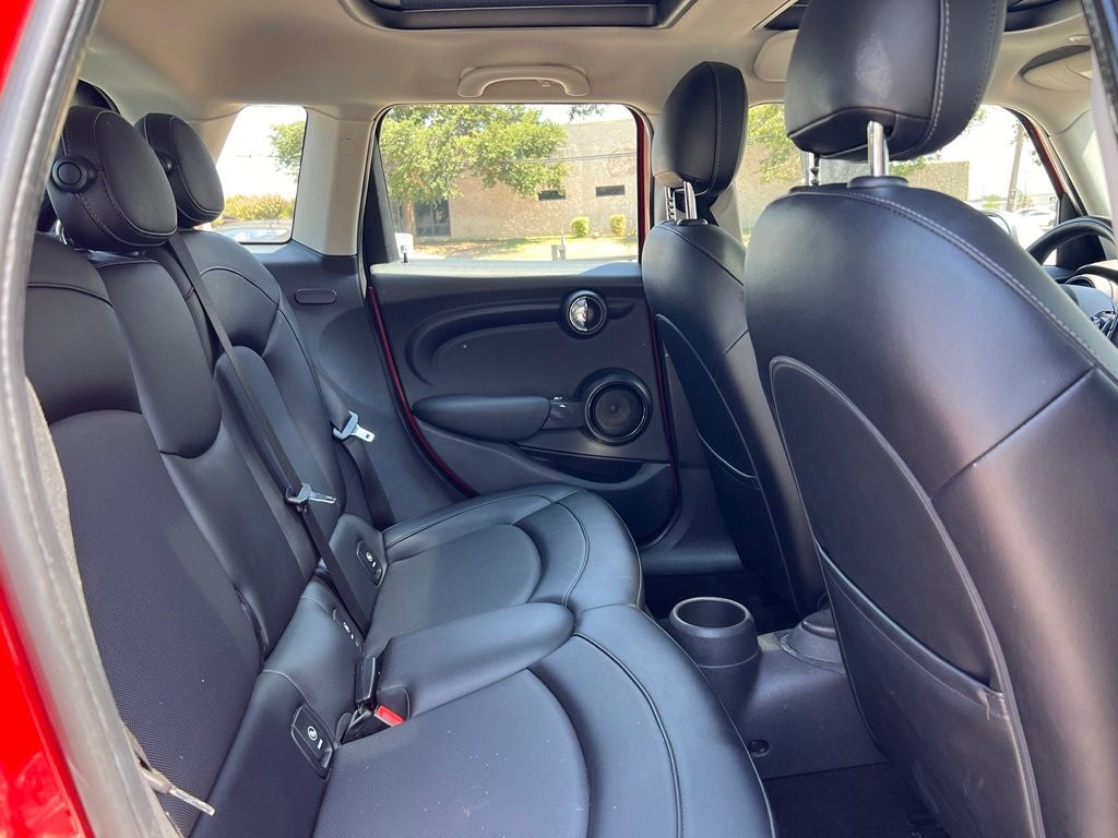 2016 MINI Cooper Base