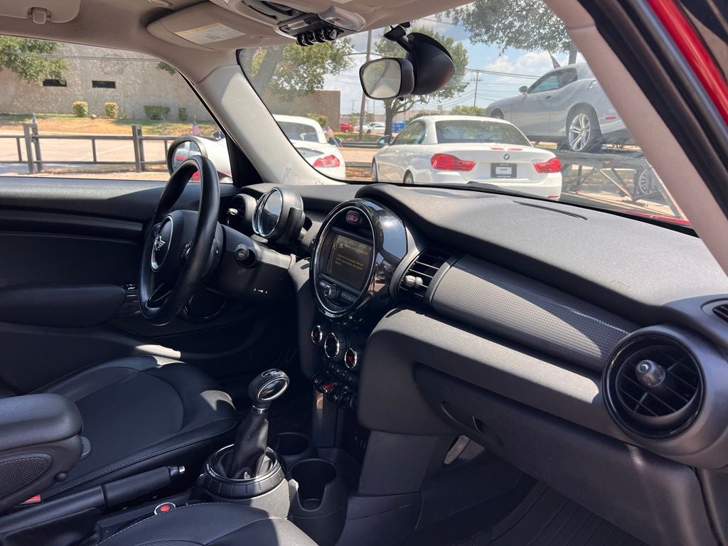 2016 MINI Cooper Base