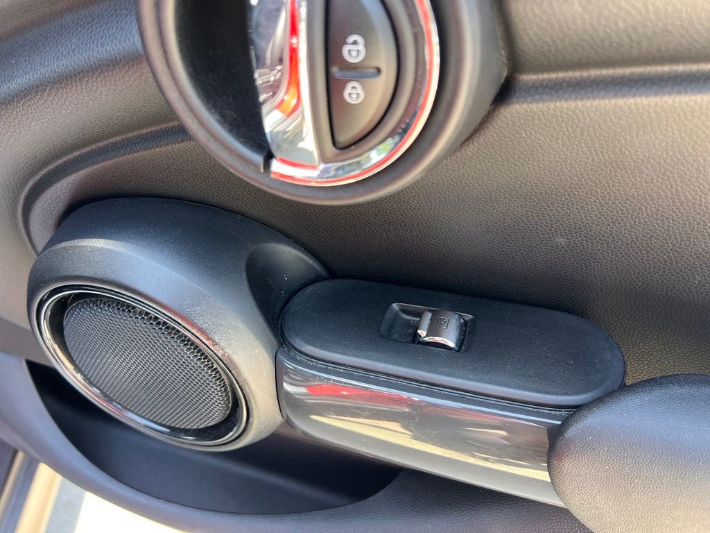 2016 MINI Cooper Base