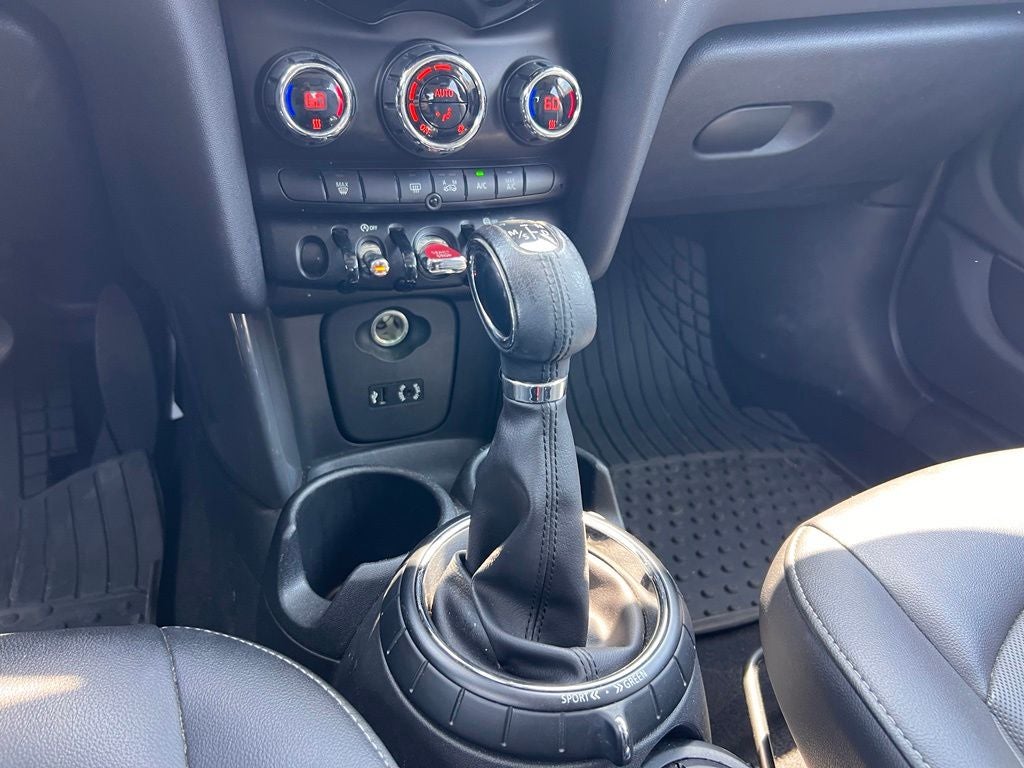 2016 MINI Cooper Base