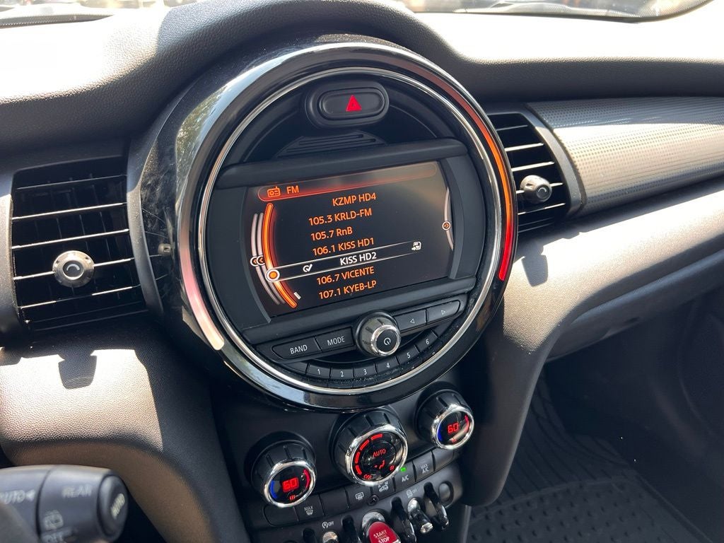 2016 MINI Cooper Base