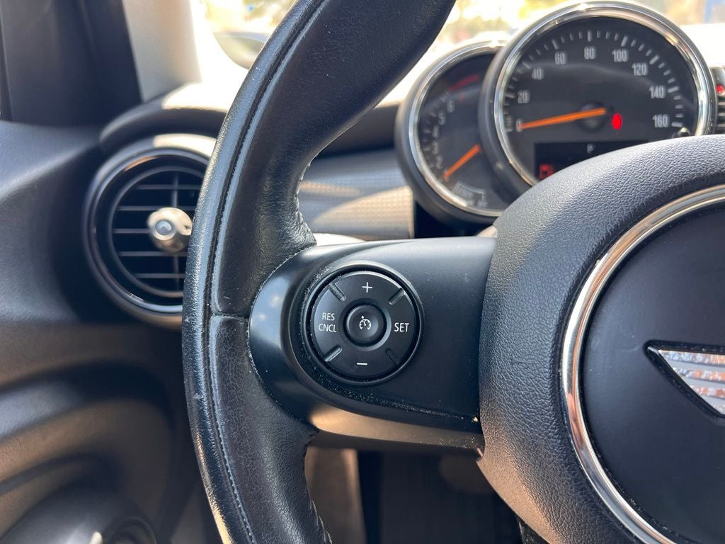 2016 MINI Cooper Base